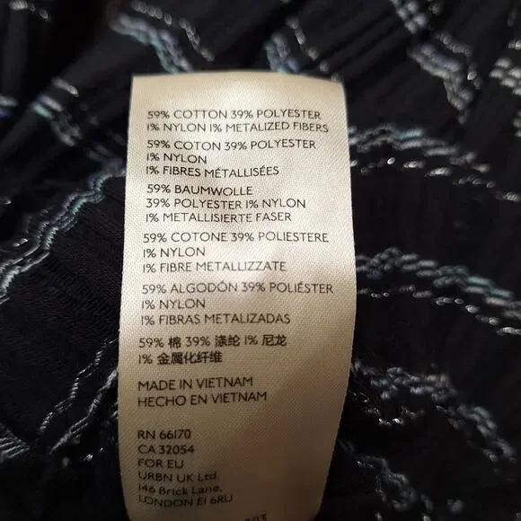 Free People Girlfriend combo top striped seer sucker puff sleeve v neck blouse - Picture 6 of 7